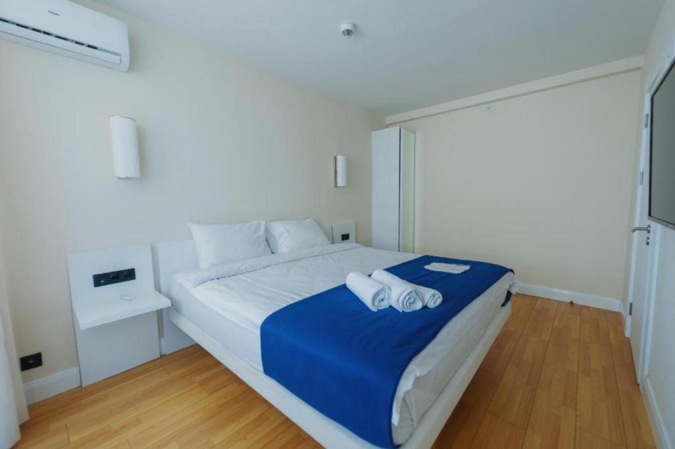 Holiday In Orbi Apartment บาทูมิ ภายนอก รูปภาพ